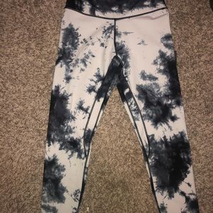 Athletic wear size large